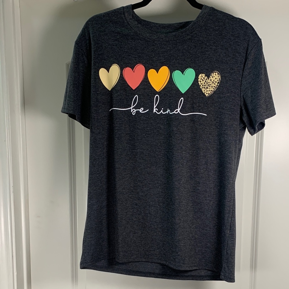 Oriented Be Kind Women’s Dark Gray Short Sleeve T-Shirt Size L